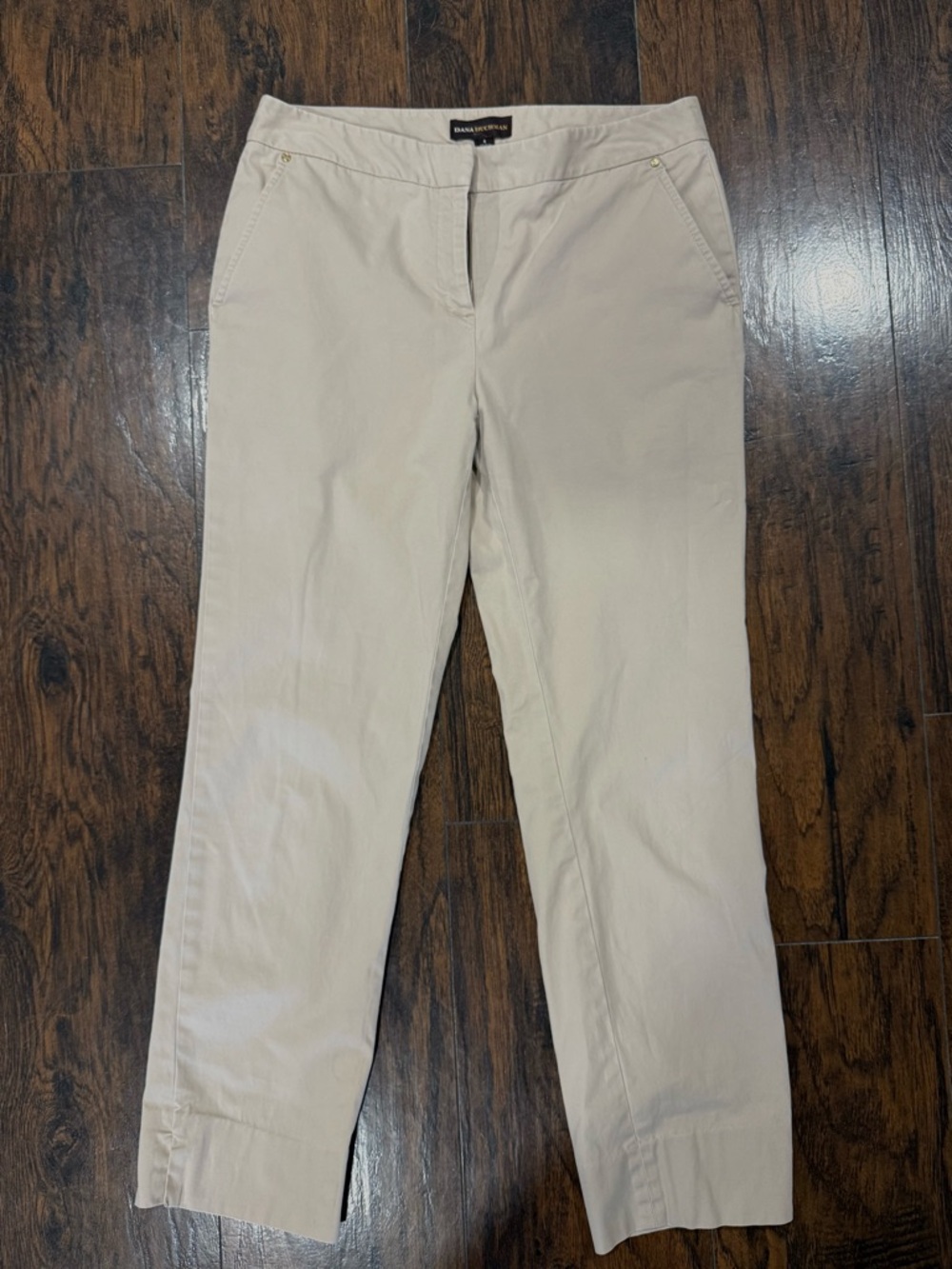 Dana Buchman Beige Straight Leg Pants Size 4 | Cropped Ankle | Classic Workwear